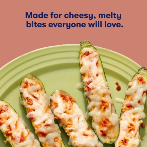 Tillamook® Italian Blend Shredded Cheese Farmstyle Perspective: right