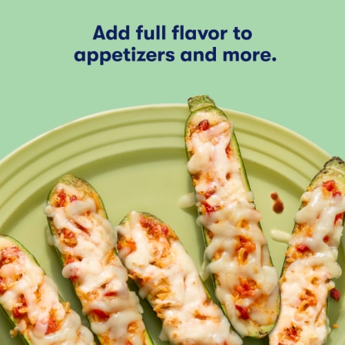 Tillamook® Mozzarella Shredded Cheese Farmstyle Perspective: right