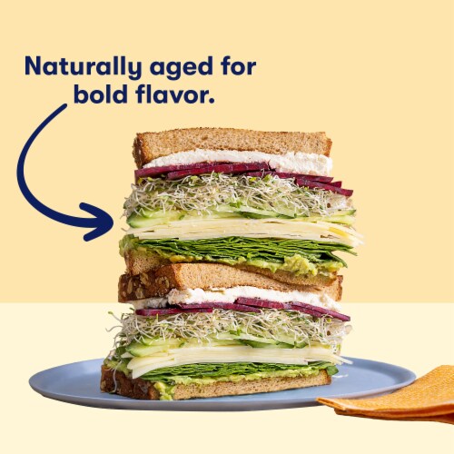 Tillamook Medium White Cheddar Cheese Slices Perspective: right
