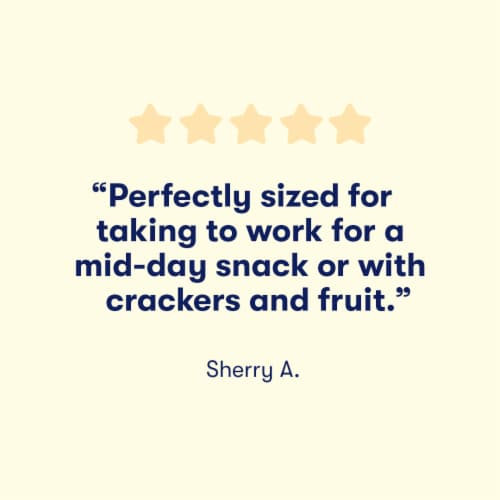 Tillamook® Extra Sharp White Cheddar Cheese Cheese Cracker Cuts Perspective: right