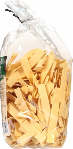 Yoder Amish Wide Egg Noodles Perspective: right