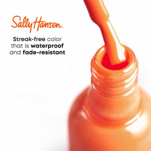Sally Hansen® Xtreme Wear™ Mauve Over Nail Color Perspective: right