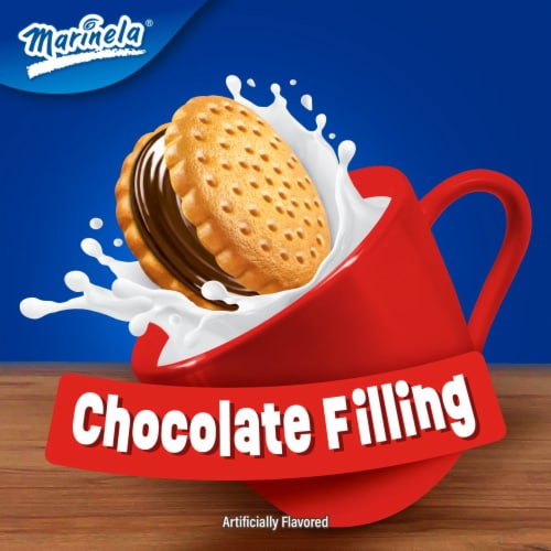 Marinela Principe Chocolate Filled Sandwich Cookies Perspective: right