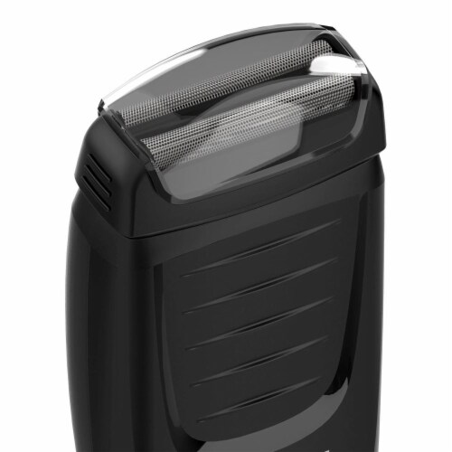 Remington® Dual Foil Technology Razor Perspective: right