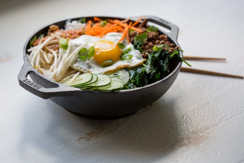 Lodge Cast Iron Mini Wok - Black Perspective: right