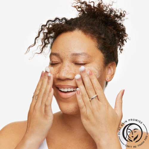 Olay Deep Gel Face Wash with Tea Tree Essential Oil Perspective: right