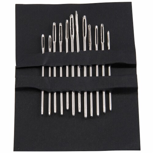 SINGER® Large SIlver Eye Craft Needle Perspective: right
