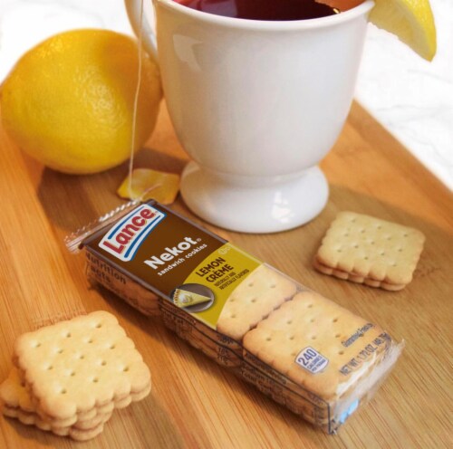 Lance® Nekot Lemon Creme Filled Sandwich Cookies Perspective: right