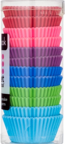 Sweet Creations by GoodCook® Cupcake Papers Perspective: right