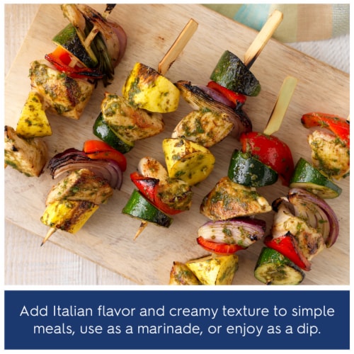 Barilla Creamy Genovese Pesto with Italian Basil Pasta Sauce and Spread Perspective: right