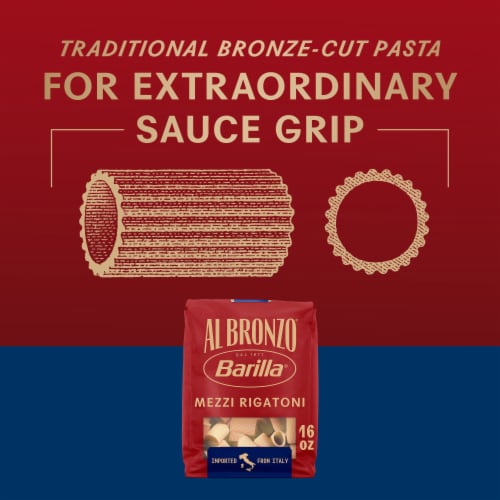 Barilla Al Bronzo Mezzi Rigatoni Pasta Perspective: right