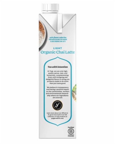 Yogi Barista Light Organic Chai Latte Black Tea Concentrate Perspective: right