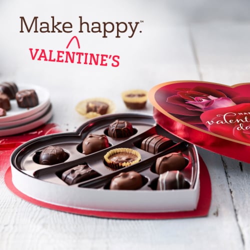 RUSSELL STOVER Valentine's Day Romantic Roses Assorted Milk & Dark Chocolate Heart Gift Box Perspective: right