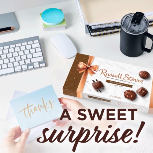 RUSSELL STOVER Assorted Milk Chocolate Candy Gift Box Perspective: right
