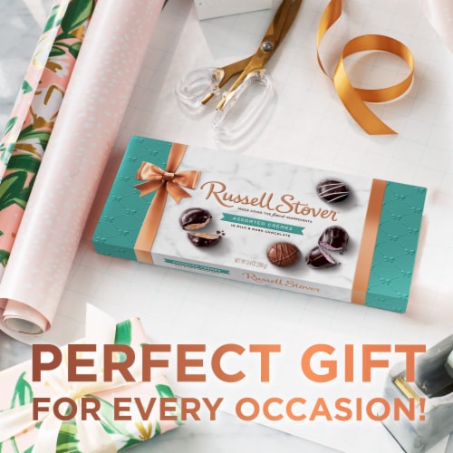 RUSSELL STOVER Assorted Crèmes Milk & Dark Chocolate Gift Box Perspective: right