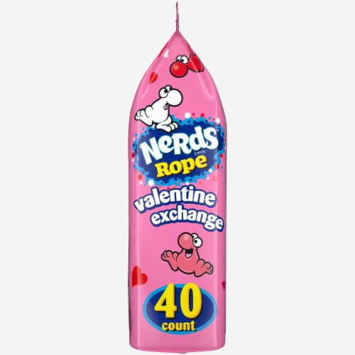 Nerds® Rope Treat Size Perspective: right
