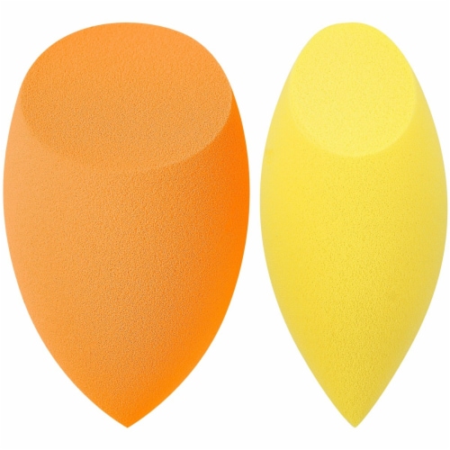 Real Techniques® Miracle Complexion & Concealer Sponge Duo Perspective: right