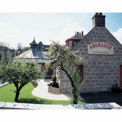 Aberlour Aged 12 Years Double Cask Matured Single Malt Scotch Whisky Perspective: right