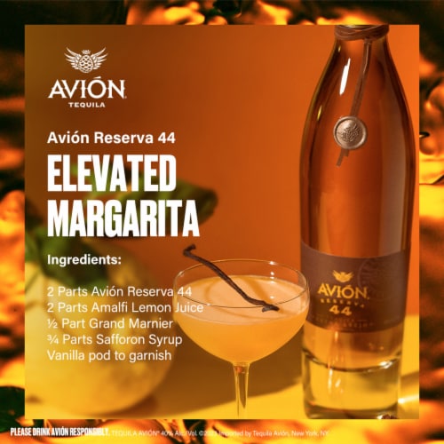 Avion Tequila Extra Anejo Reserva 44 Perspective: right