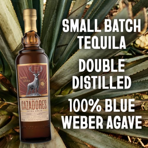 CAZADORES® Tequila Extra Anejo Perspective: right