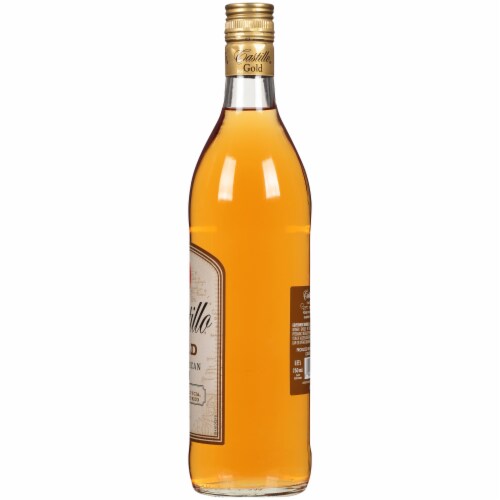 Castillo® Gold Puerto Rican Dark Rum Perspective: right