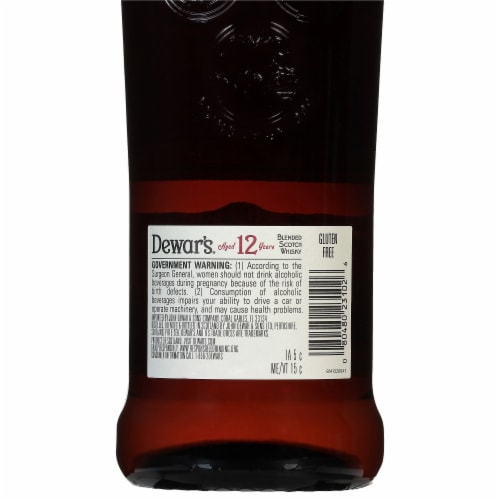 Dewar's Blended Scotch Perspective: right