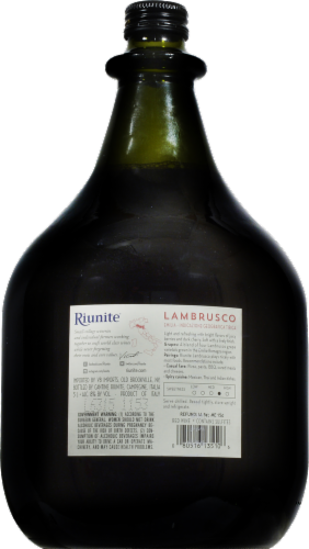 Riunite Lambrusco Perspective: right