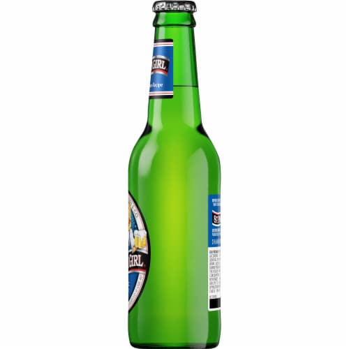St. Pauli Girl® Lager Beer Perspective: right