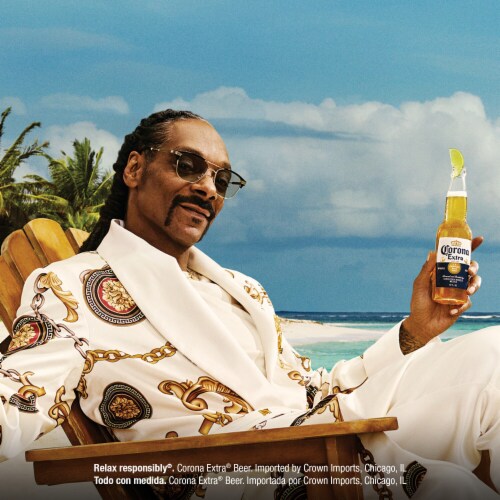 Corona Extra Mexican Lager Import Beer Perspective: right