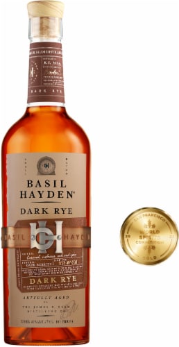 Basil Hayden Dark Rye Kentucky Blended Whiskey Perspective: right