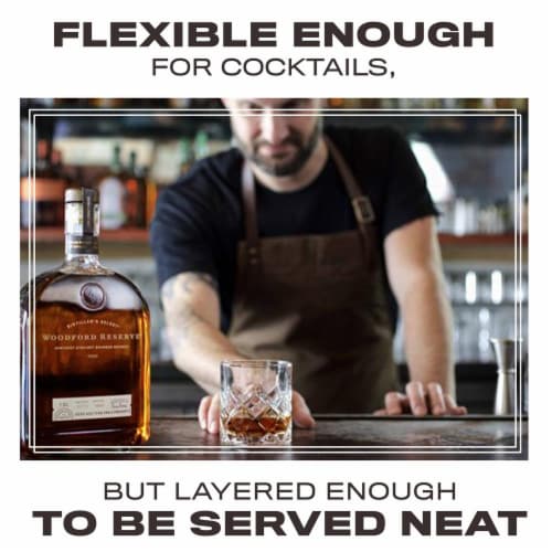 Woodford Reserve Kentucky Straight Bourbon Whiskey Perspective: right