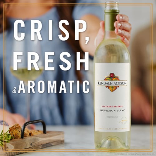 Kendall-Jackson® Vintner's Reserve Sauvignon Blanc White Wine Perspective: right
