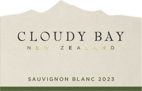Cloudy Bay Sauvignon Blanc New Zealand White Wine Perspective: right