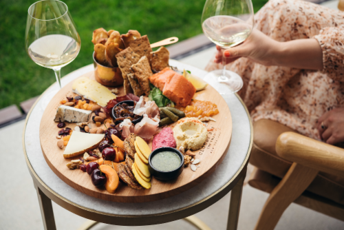 Cloudy Bay Chardonnay New Zealand White Wine Perspective: right