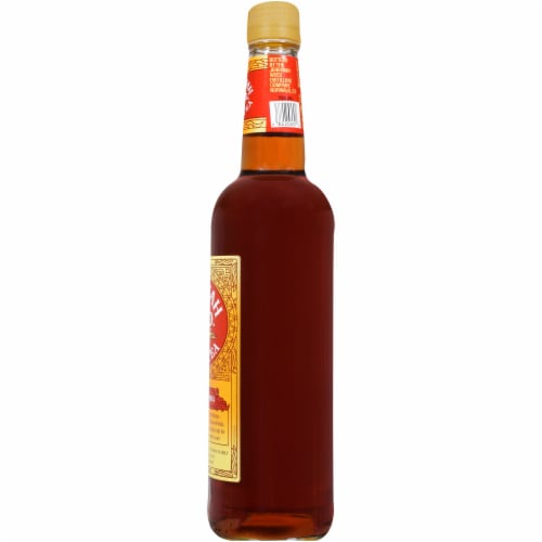 Jeremiah Weed Sweet Tea Vodka Perspective: right