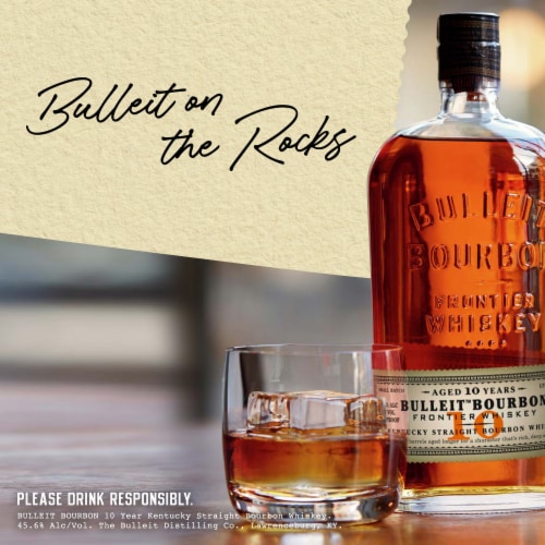 Bulleit Whiskey - American Bourbon 10YO Perspective: right