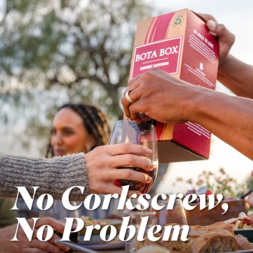 Bota Box Cabernet Sauvignon Red Wine Perspective: right