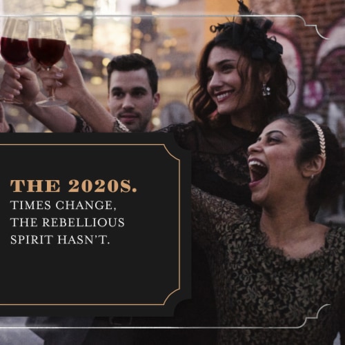 1924 Double Gold California Sauvignon Blanc White Wine Perspective: right