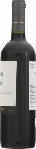 Casillero del Diablo Malbec Red Wine Perspective: right
