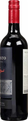 Trivento Argentina Maximum Red Blend Red Wine Perspective: right