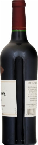Estancia Cabernet Sauvignon Red Wine Perspective: right