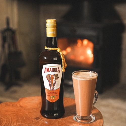 Amarula & Marula Fruit Cream Liqueur Perspective: right