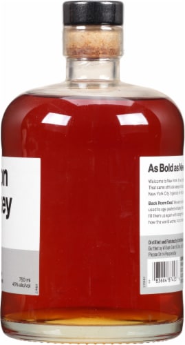 Hudson Whiskey Back Room Deal NY Straight Rye Whiskey Finished in Peated Scotch Barrels Perspective: right