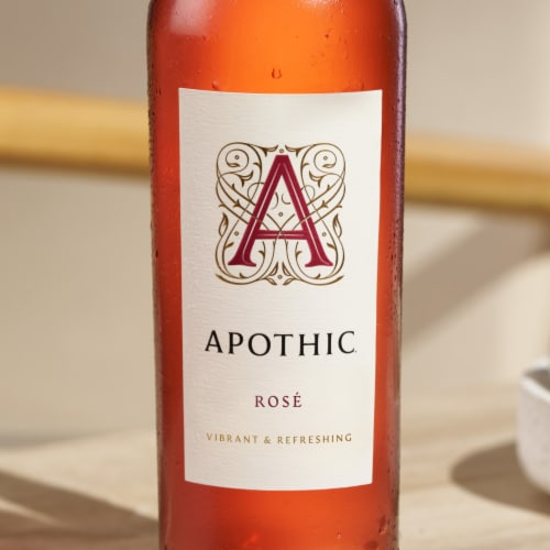 Apothic Rose Wine Perspective: right
