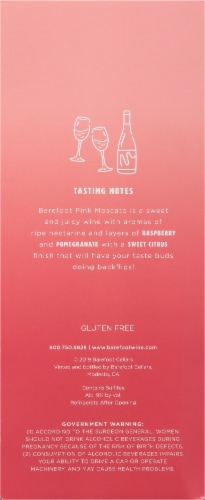 Barefoot On Tap® Pink Moscato Box Wine Perspective: right
