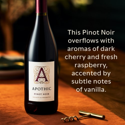 Apothic® Pinot Noir California Red Wine Perspective: right