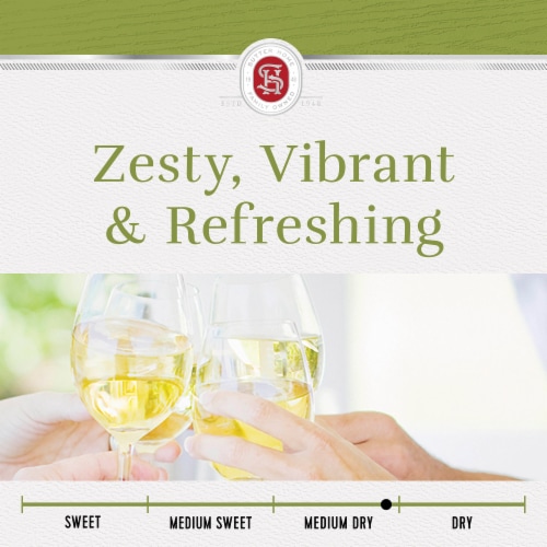 Sutter Home® Sauvignon Blanc White Wine Perspective: right