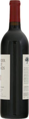 Alexander Valley Vineyards Cabernet Sauvignon Perspective: right