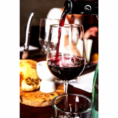 7 Moons Red Blend California Wine Perspective: right