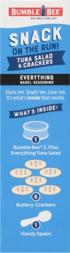 Bumble Bee® Snack on the Run Everything Bagel Seasoning Tuna Salad and Crackers Perspective: right